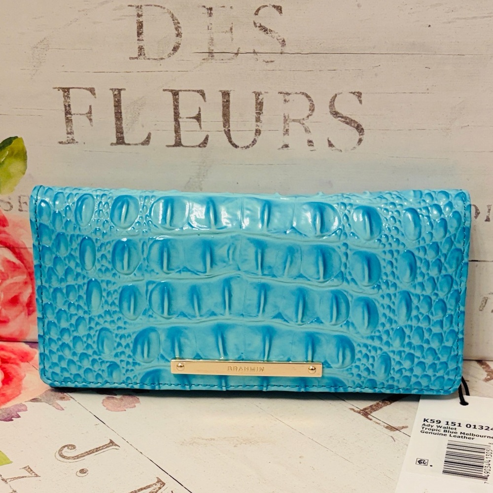 NWT✨BRAHMIN TROPIC BLUE MELBOURNE🩵 ADY WALLET RARE - Picture 2 of 16